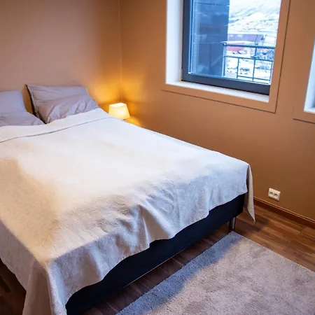 Toppleilighet Med Utsikt I Sentrum Nord Tromsø Buitenkant foto
